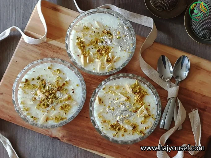 مراحل تهیه فرنی با آرد برنج
