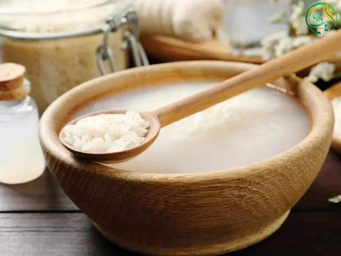 آب برنج برای جوش صورت